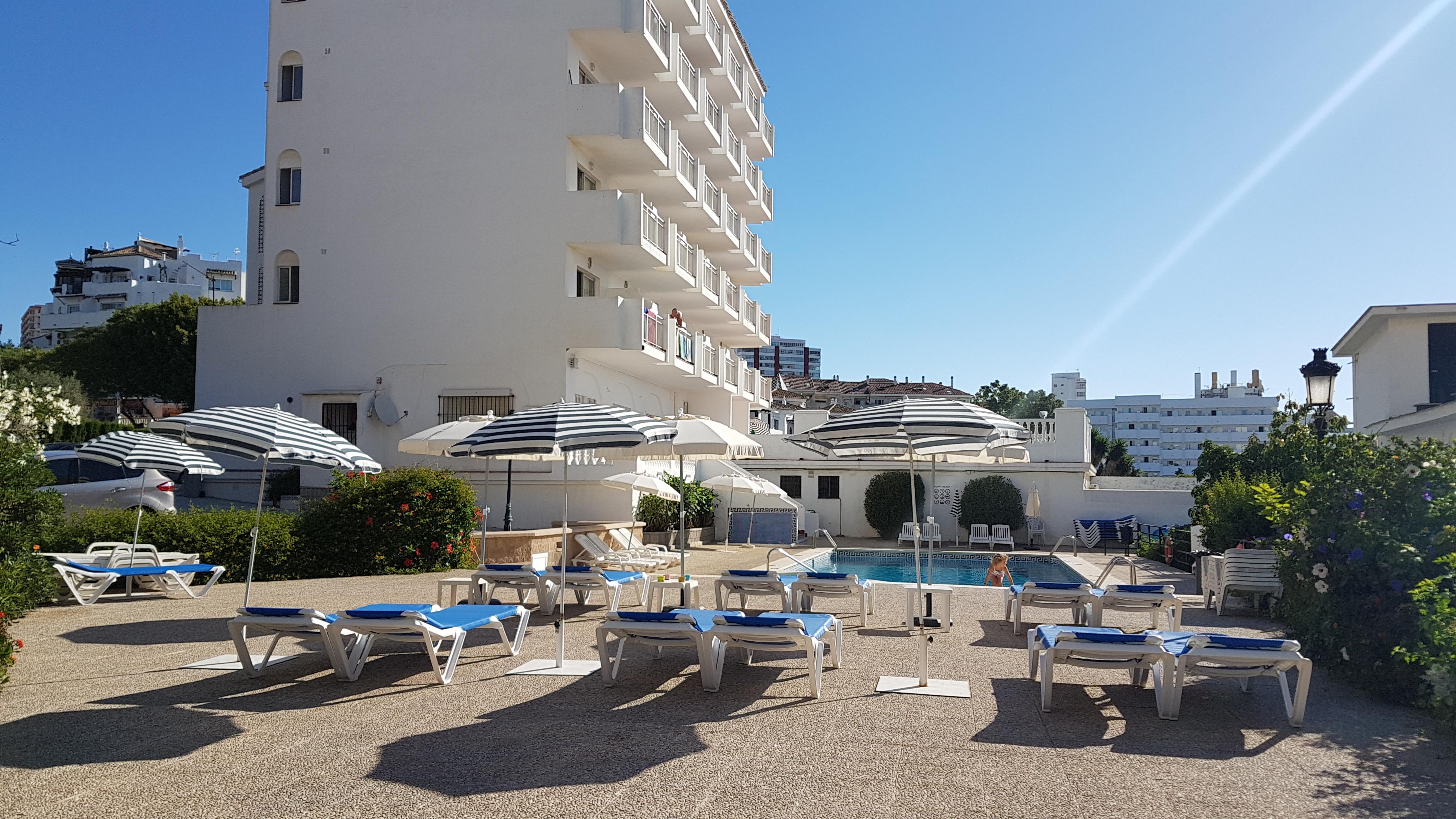 Sunny Beach Benalmadena Bagian luar foto